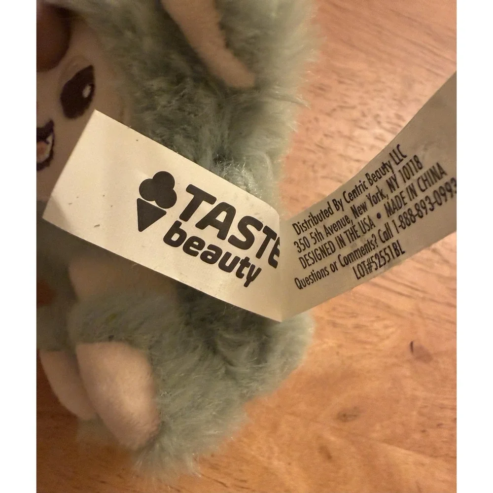 Taste Beauty BeautyBu‎ blind box plush character Keychain